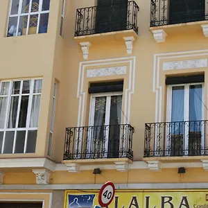 apartamento-ollerias-malaga.1costadelsol.com/